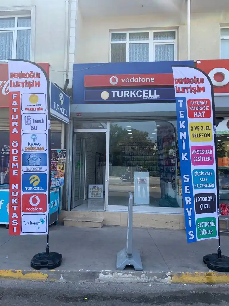 Cep Telefoncu Yelken Bayrağı-38